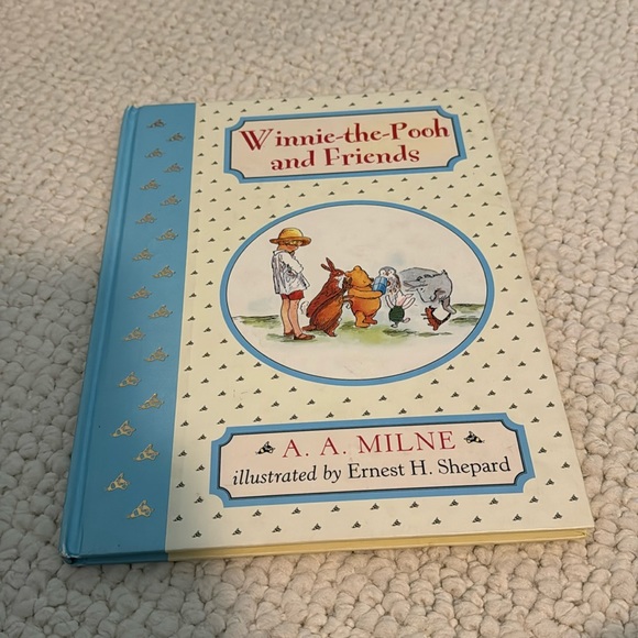 Vintage Winnie-the-Pooh and Friends. Hardcover. EUC - Picture 3 of 3
